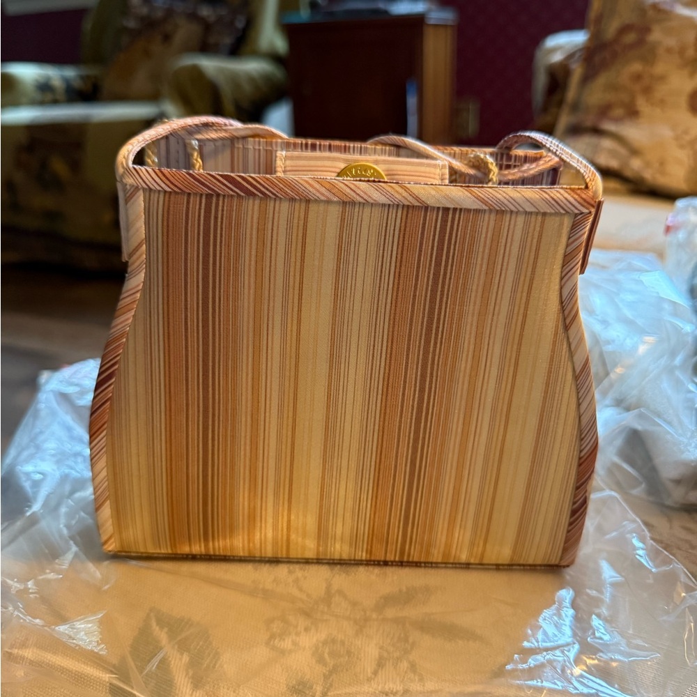 VTG Romag Shimmery Handbag 7” X 6”